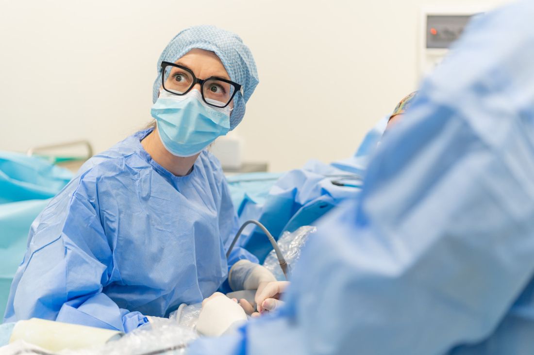 La Dottoressa Marina Faccio in sala operatoria